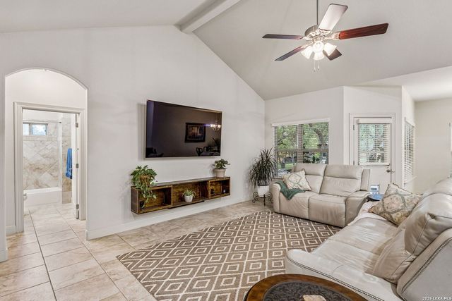 1284 Marlys, Canyon Lake, TX 78133