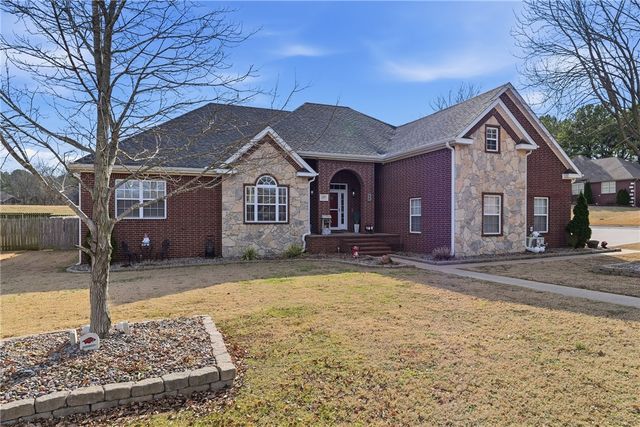 4585 Sequoia Avenue, Springdale, AR 72762
