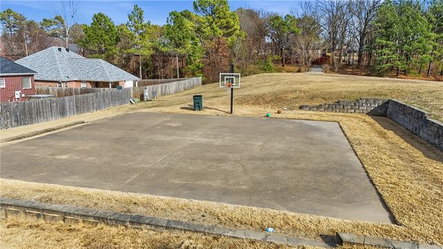 4585 Sequoia Avenue, Springdale, AR 72762