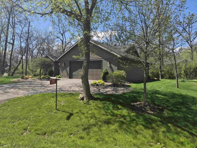 3181 N Crystal Springs Road, Janesville, WI 53545