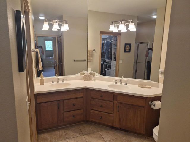 3181 N Crystal Springs Road, Janesville, WI 53545