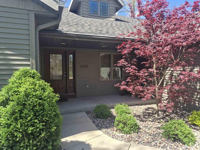 3181 N Crystal Springs Road, Janesville, WI 53545