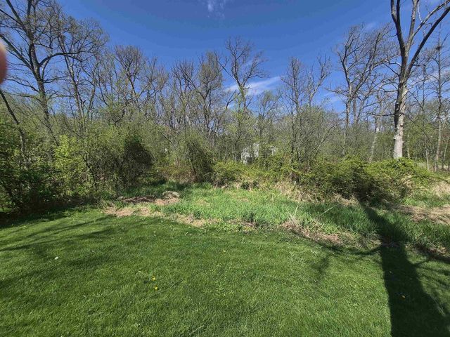 3181 N Crystal Springs Road, Janesville, WI 53545