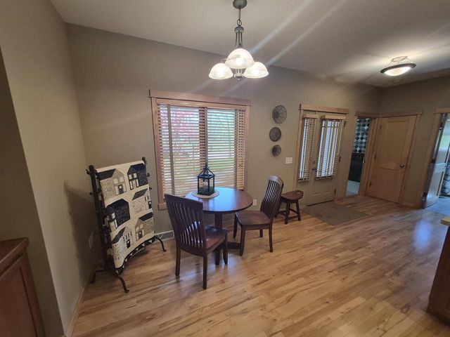 3181 N Crystal Springs Road, Janesville, WI 53545