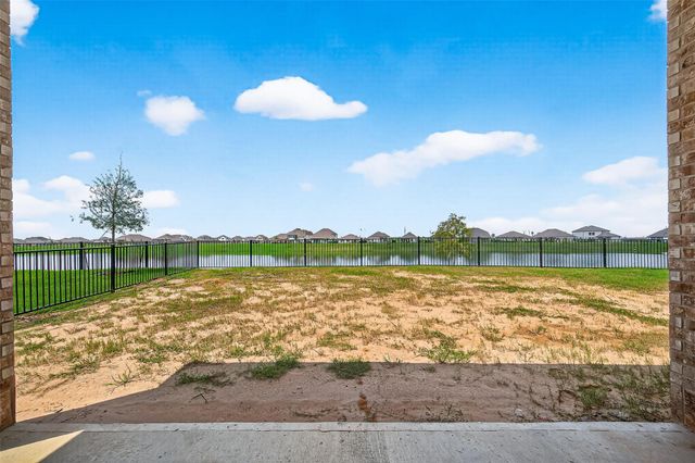 2919 Golden Isle Drive, Texas City, TX 77568