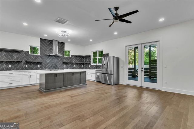 299 Flowers Place NW, Atlanta, GA 30314