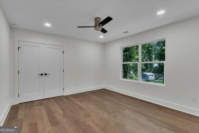 299 Flowers Place NW, Atlanta, GA 30314