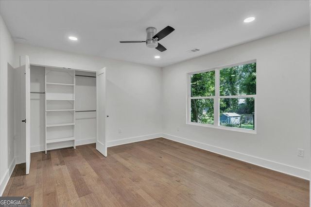 299 Flowers Place NW, Atlanta, GA 30314