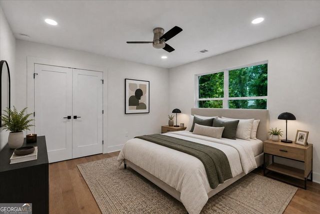 299 Flowers Place NW, Atlanta, GA 30314