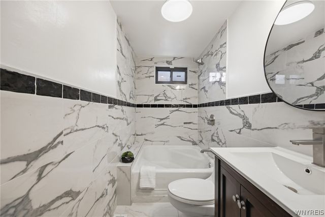 957 West Delavan Avenue S, Buffalo, NY 14209