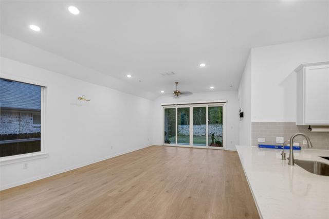 2113 Rosin Jaw WALK, Leander, TX 78641