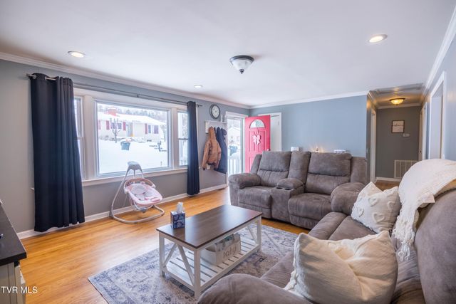 324 Juniper Street, Greeneville, TN 37745