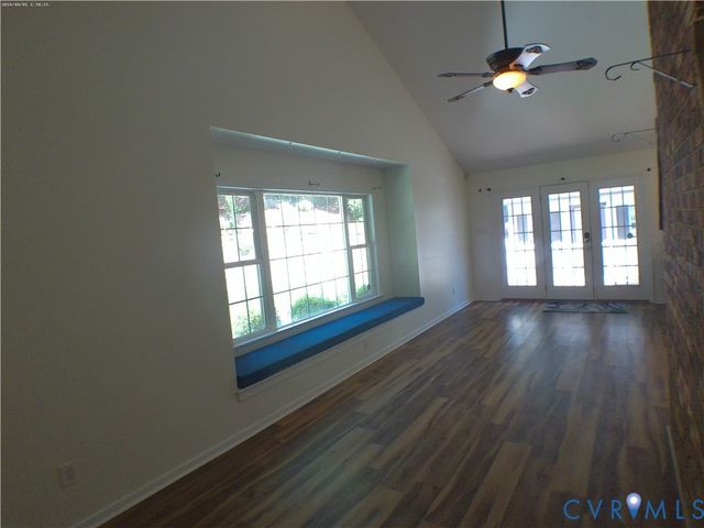 9418 N Rinker Dr, Mechanicsville, VA 23116