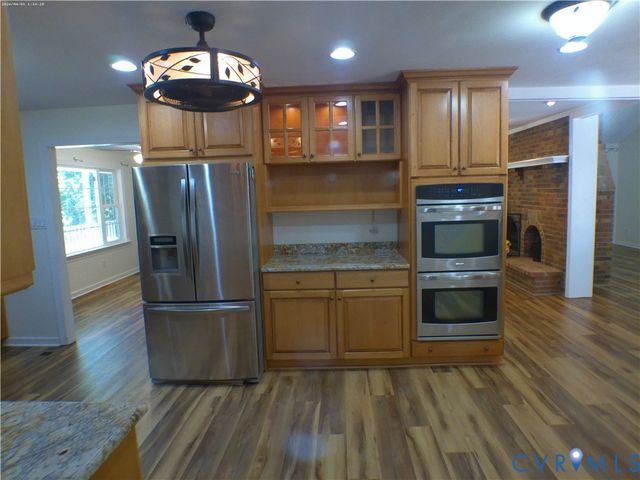 9418 N Rinker Dr, Mechanicsville, VA 23116