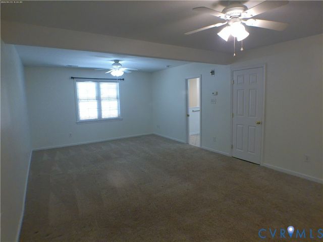 9418 N Rinker Dr, Mechanicsville, VA 23116