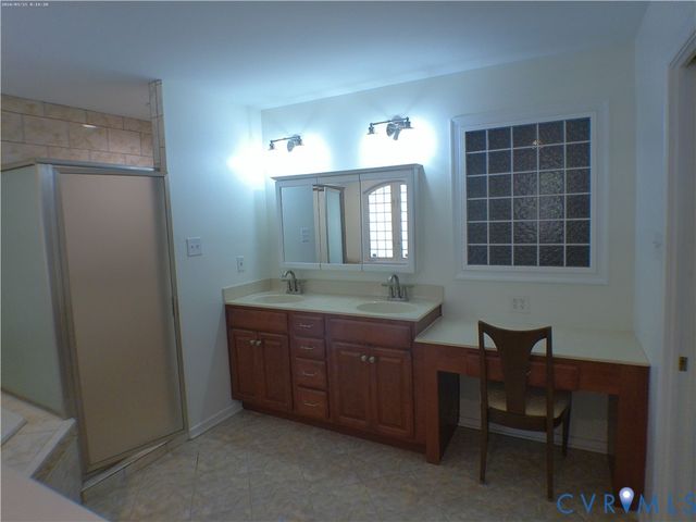 9418 N Rinker Dr, Mechanicsville, VA 23116