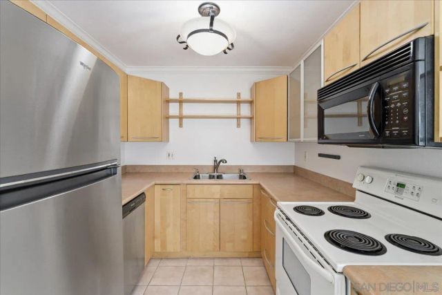 4404 Bond St. C, San Diego, CA 92109