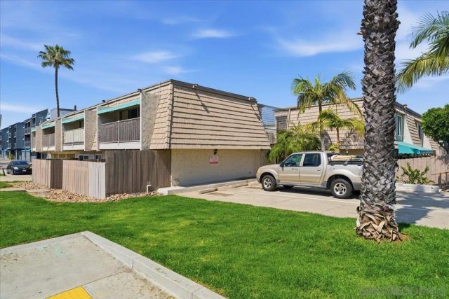 4404 Bond St. C, San Diego, CA 92109