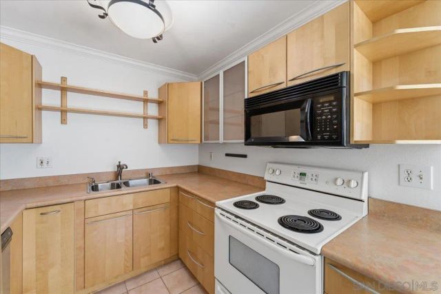 4404 Bond St. C, San Diego, CA 92109