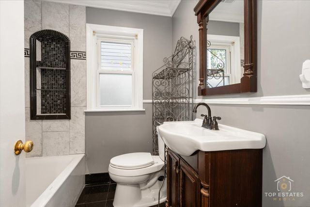 1460 Ferndale Avenue, Highland Park, IL 60035