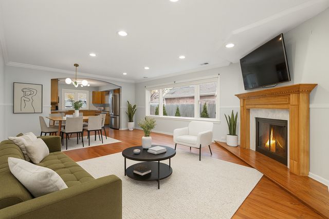 1460 Ferndale Avenue, Highland Park, IL 60035