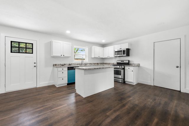 1506 Oaks Drive, Pasadena, TX 77502