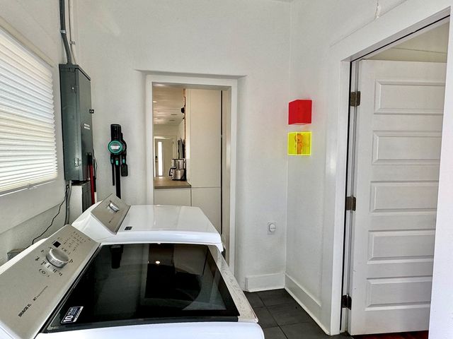 1027 Caa St, Marfa, TX 79843