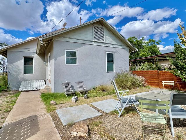 1027 Caa St, Marfa, TX 79843