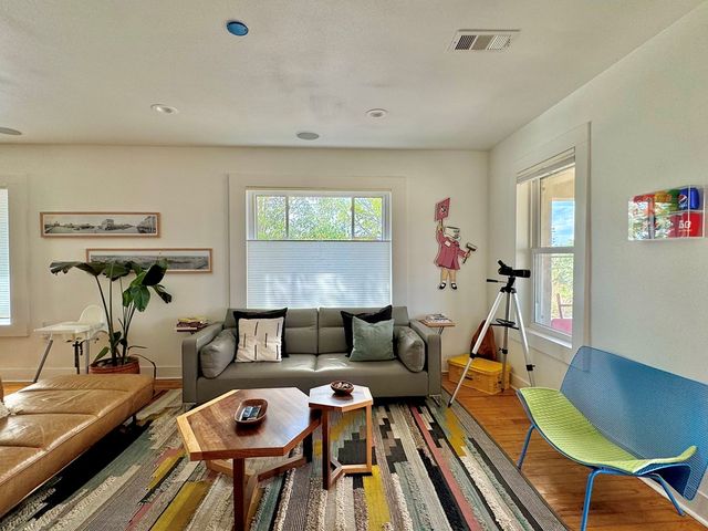 1027 Caa St, Marfa, TX 79843