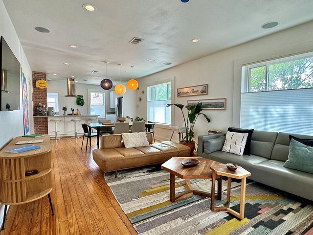 1027 Caa St, Marfa, TX 79843