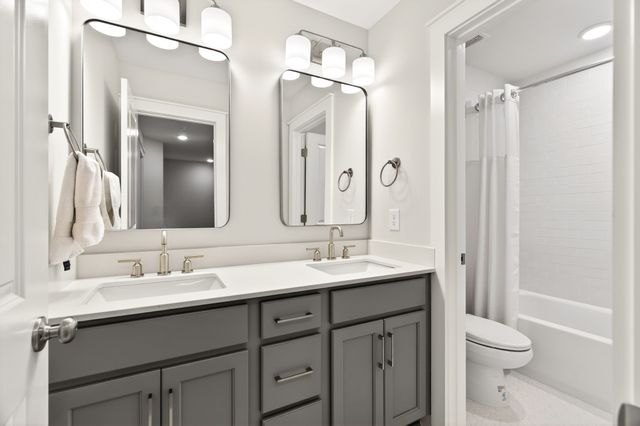 2085 Braidwood Ln, Franklin, TN 37064