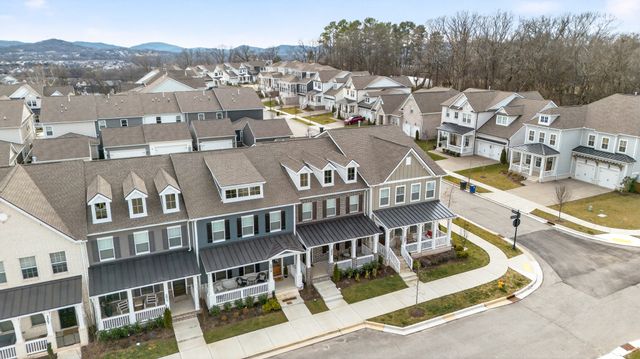 2085 Braidwood Ln, Franklin, TN 37064