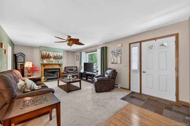 284 Bowers Road, Rock Hill, NY 12775