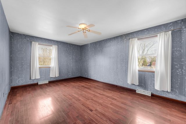 659 Lorraine Drive, Valparaiso, IN 46385