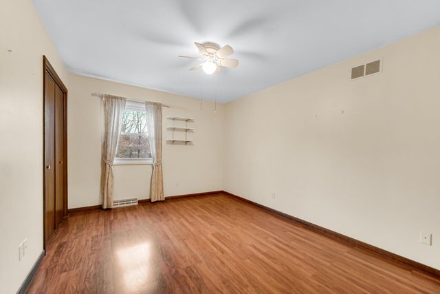 659 Lorraine Drive, Valparaiso, IN 46385