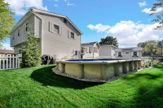 659 Lorraine Drive, Valparaiso, IN 46385