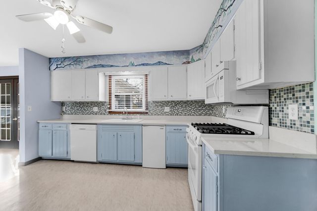 659 Lorraine Drive, Valparaiso, IN 46385