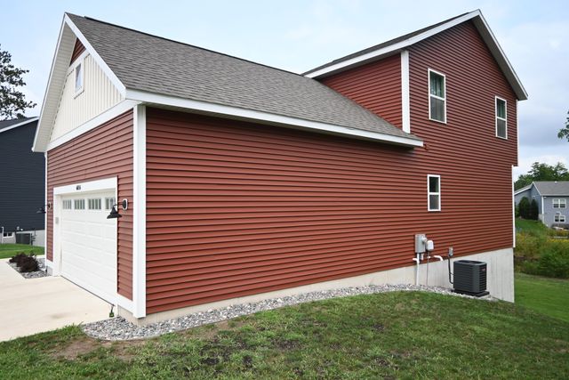 6016 Sturgeon Run, Muskegon, MI 49444