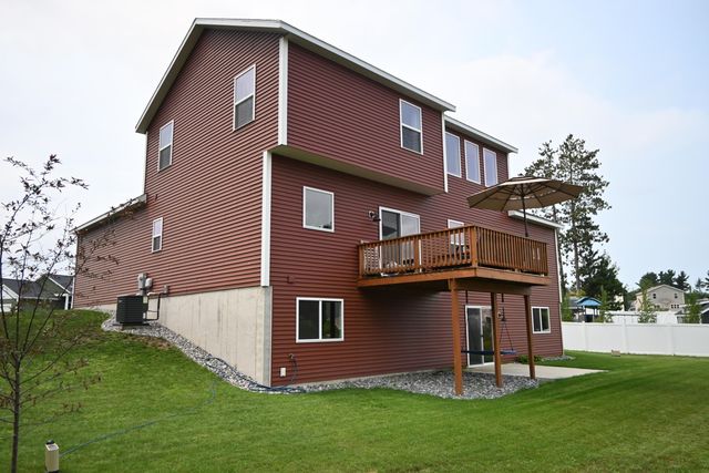 6016 Sturgeon Run, Muskegon, MI 49444