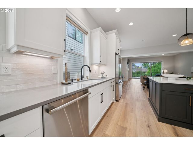 14692 Sw 148TH Ter, Portland, OR 97224