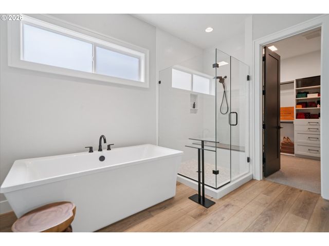 14692 Sw 148TH Ter, Portland, OR 97224