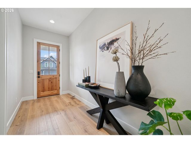 14692 Sw 148TH Ter, Portland, OR 97224