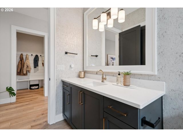 14692 Sw 148TH Ter, Portland, OR 97224