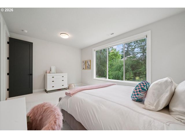 14692 Sw 148TH Ter, Portland, OR 97224