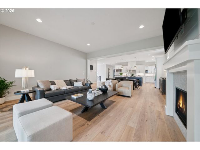 14692 Sw 148TH Ter, Portland, OR 97224