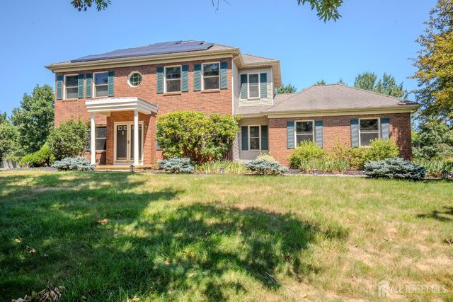 32 W Kincaid Drive, West Windsor, NJ 08550