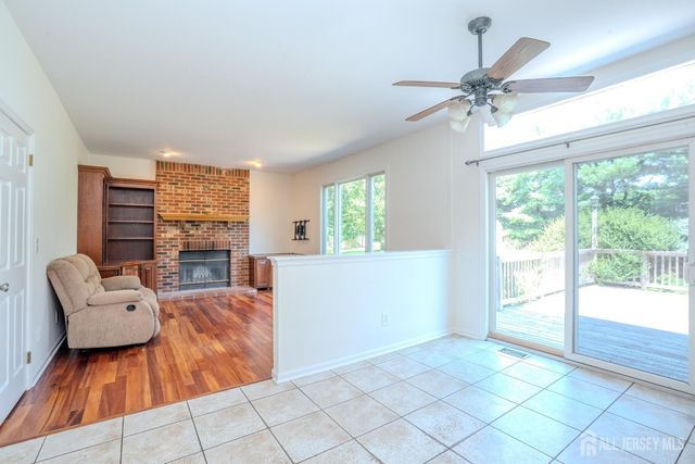 32 W Kincaid Drive, West Windsor, NJ 08550