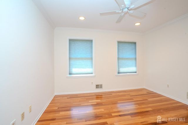 32 W Kincaid Drive, West Windsor, NJ 08550