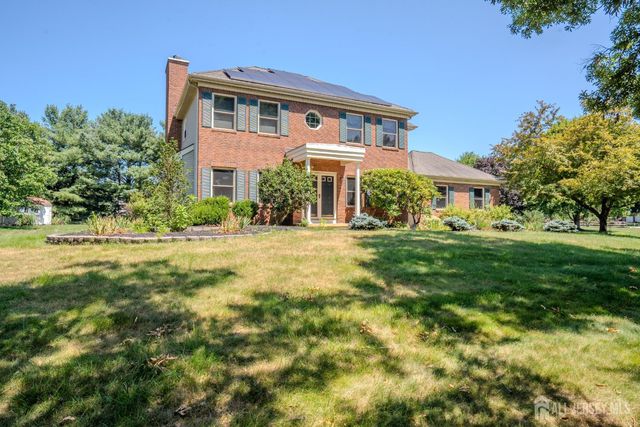32 W Kincaid Drive, West Windsor, NJ 08550