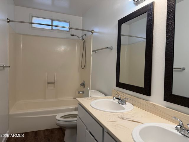 3431 W ACOMA Drive, Phoenix, AZ 85053